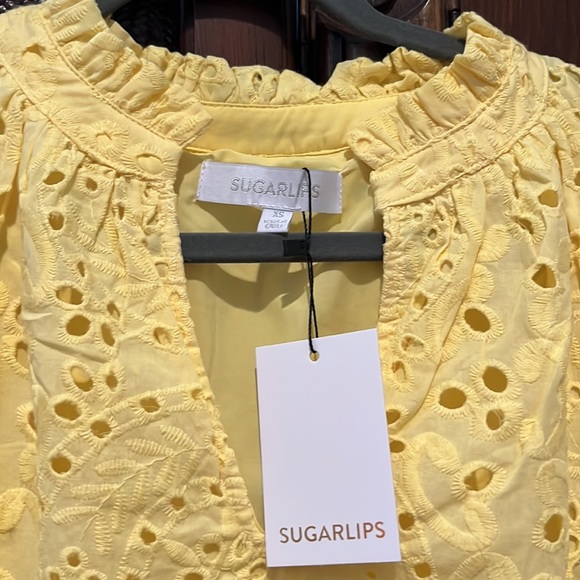 SugarLips yellow eyelet shirt, small - Picture 4 of 4